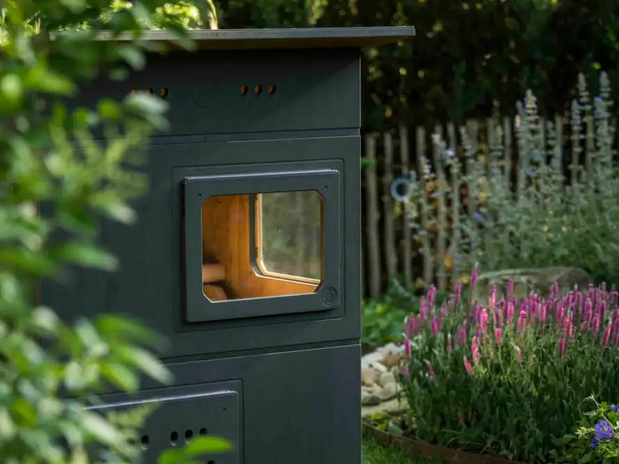 HOW TO FIND THE BEST SPOT FOR YOUR CHICKEN COOP.